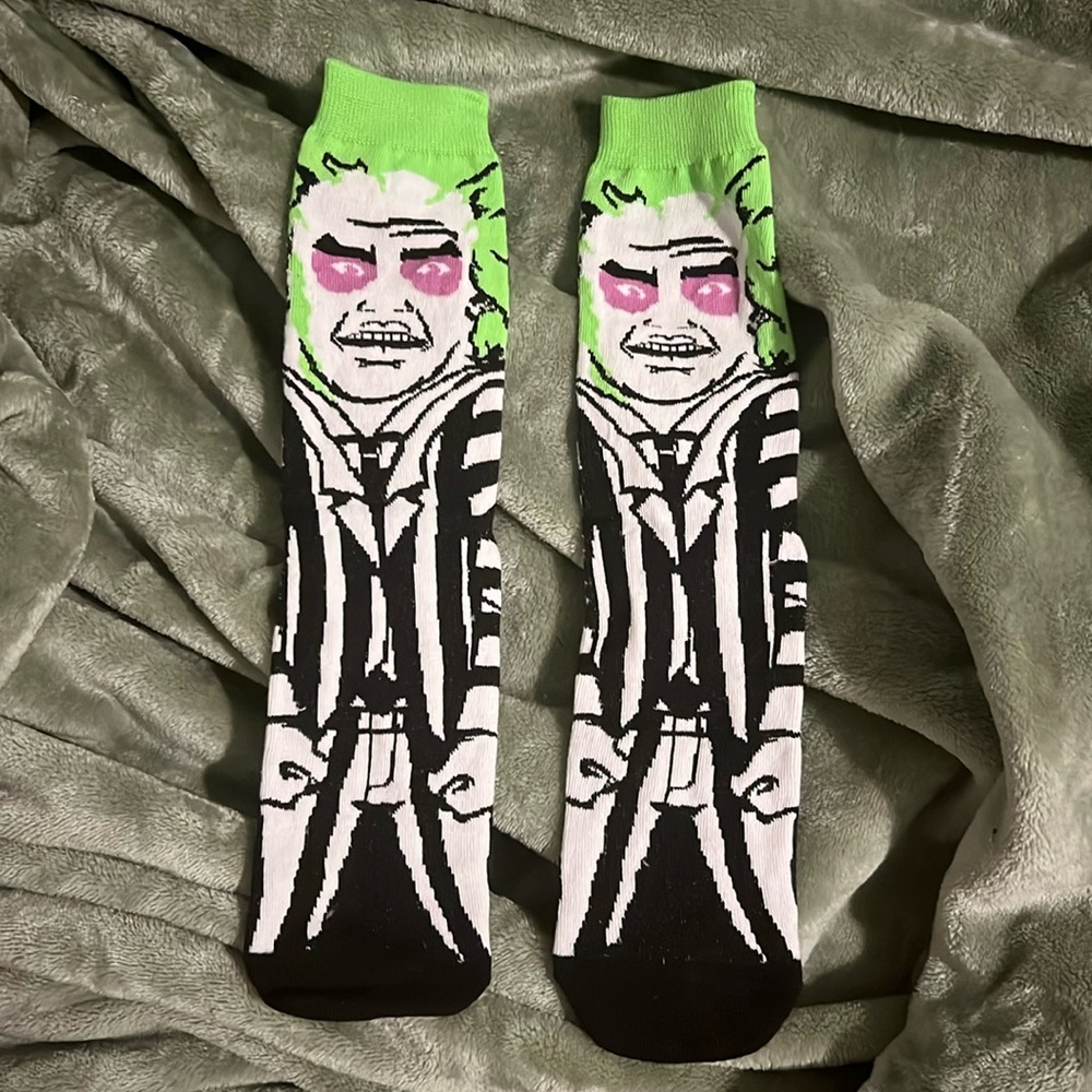 * NEW WITHOUT TAGS* Animated • Beetlejuice • Socks •